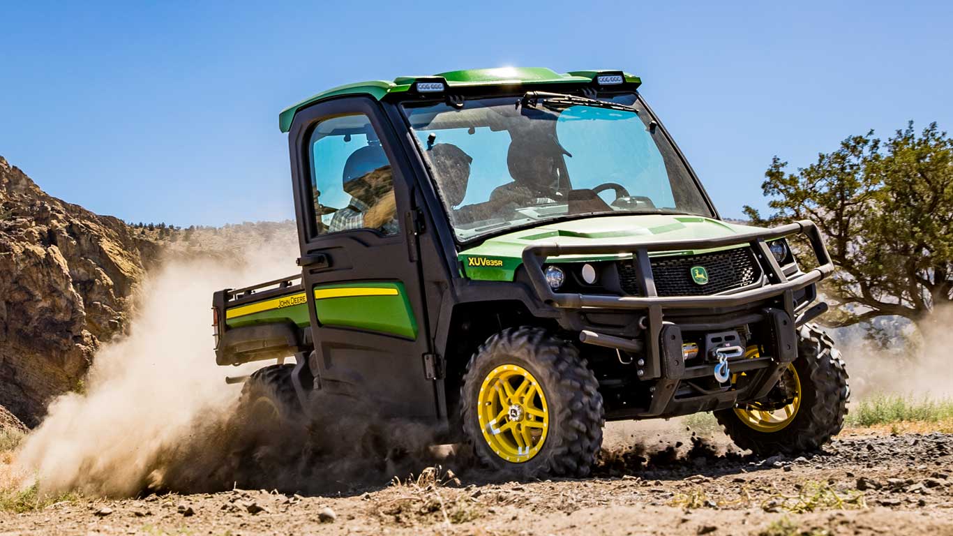 John Deere Mid Size Gator XUV CrossoverUtility Vehicles